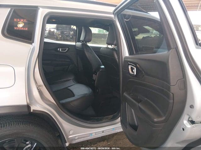 2025 JEEP COMPASS LATITUDE 4X4 8