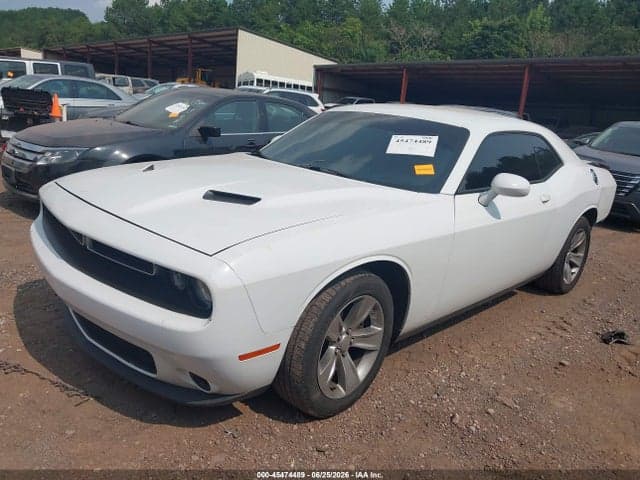 2016 DODGE CHALLENGER SXT 2