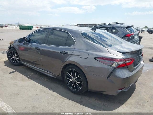 2024 TOYOTA CAMRY SE 3