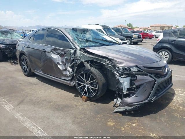 2024 TOYOTA CAMRY SE 6