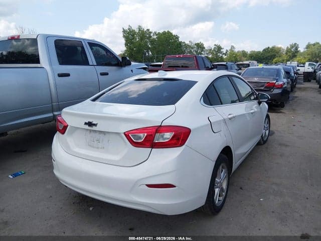 2017 CHEVROLET CRUZE LT AUTO 4