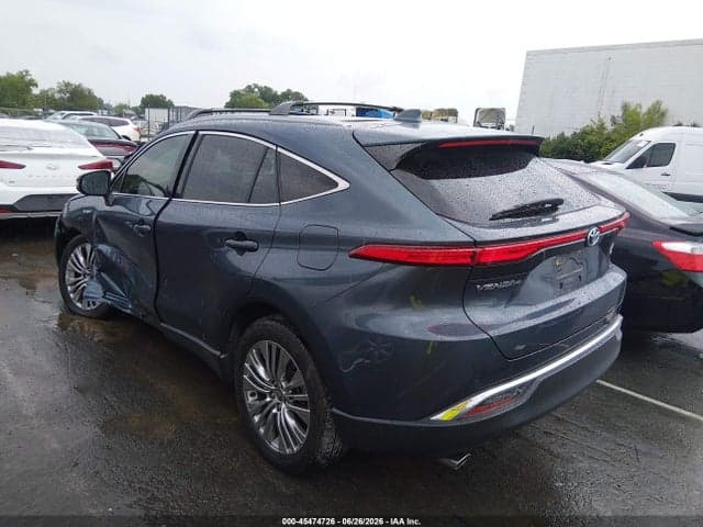 2021 TOYOTA VENZA LIMITED 3