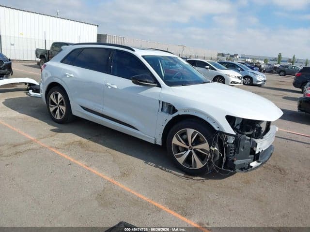2024 AUDI Q8 E-TRON PREMIUM PLUS QUATTRO 1