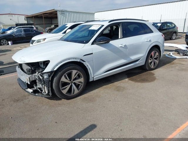 2024 AUDI Q8 E-TRON PREMIUM PLUS QUATTRO 2