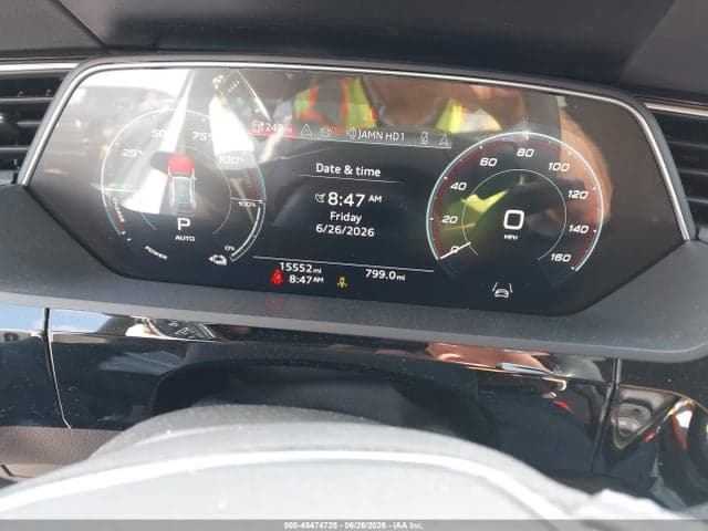 2024 AUDI Q8 E-TRON PREMIUM PLUS QUATTRO 7