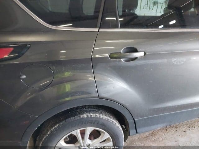 2017 FORD ESCAPE SE 6