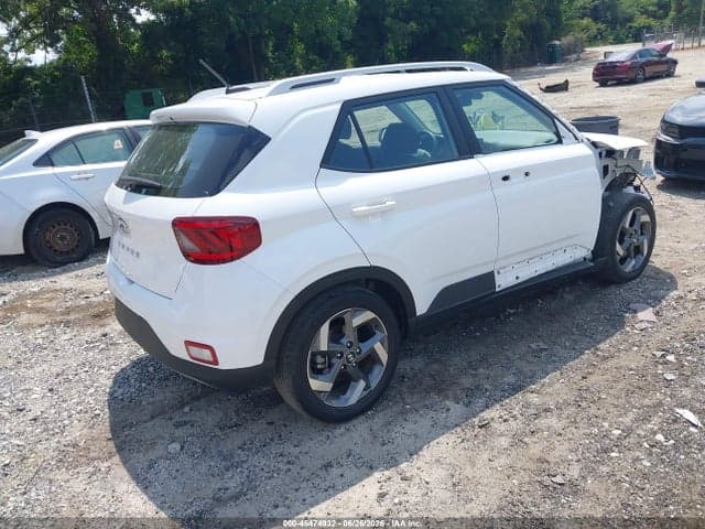 2024 HYUNDAI VENUE SEL 4