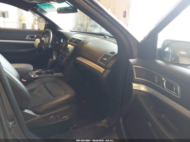 2017 FORD EXPLORER XLT 5