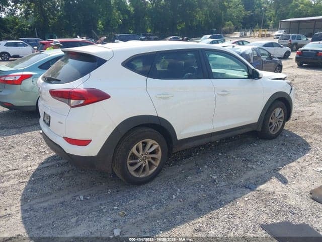 2018 HYUNDAI TUCSON SE 4