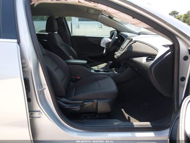 2017 CHEVROLET MALIBU 1FL 5