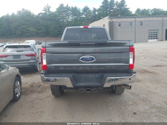 2019 FORD F-250 LARIAT 16