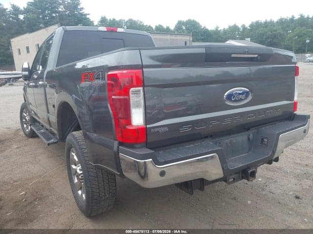 2019 FORD F-250 LARIAT 3