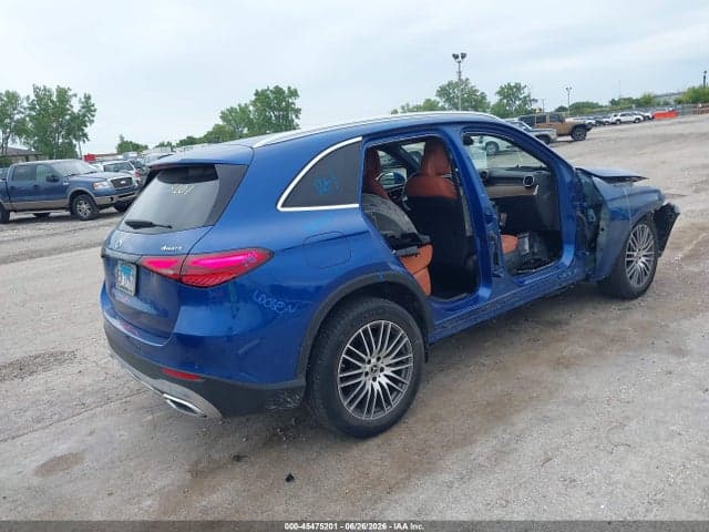 2023 MERCEDES-BENZ GLC 300 4MATIC SUV 4