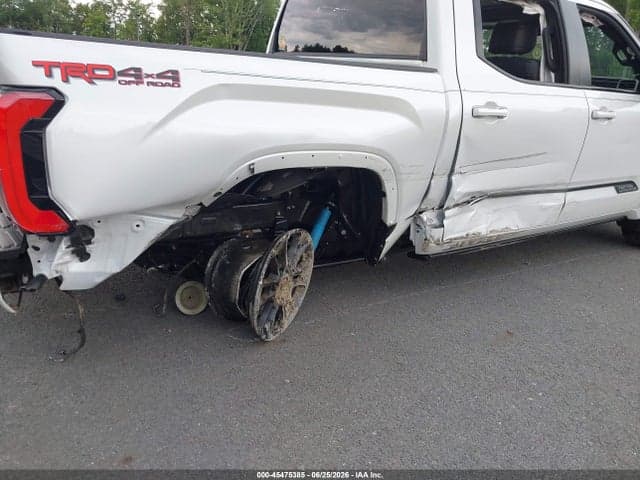 2026 TOYOTA TUNDRA PLATINUM CREWMAX 5.5' BED 6