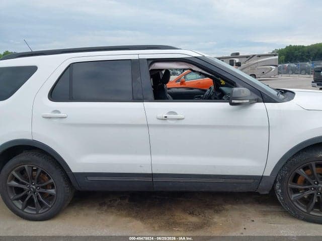 2018 FORD EXPLORER XLT 13