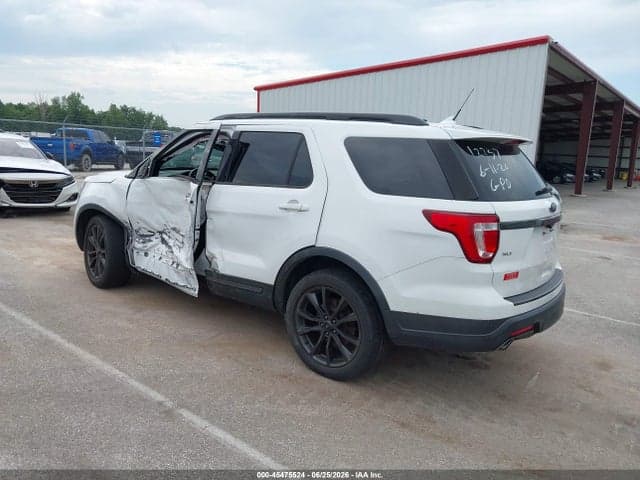 2018 FORD EXPLORER XLT 3