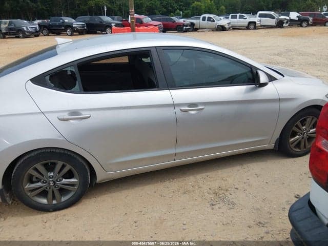 2018 HYUNDAI ELANTRA SEL 12