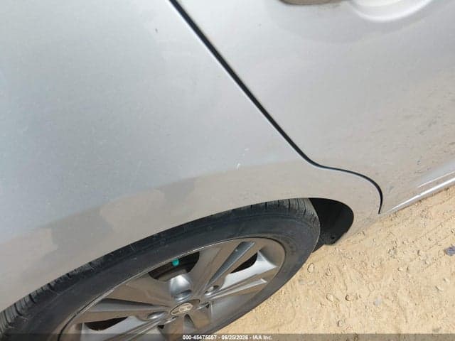 2018 HYUNDAI ELANTRA SEL 17