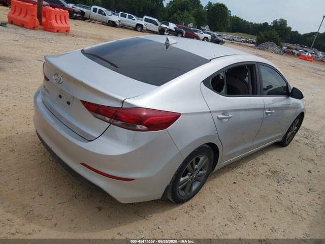 2018 HYUNDAI ELANTRA SEL 4