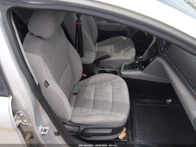 2018 HYUNDAI ELANTRA SEL 5
