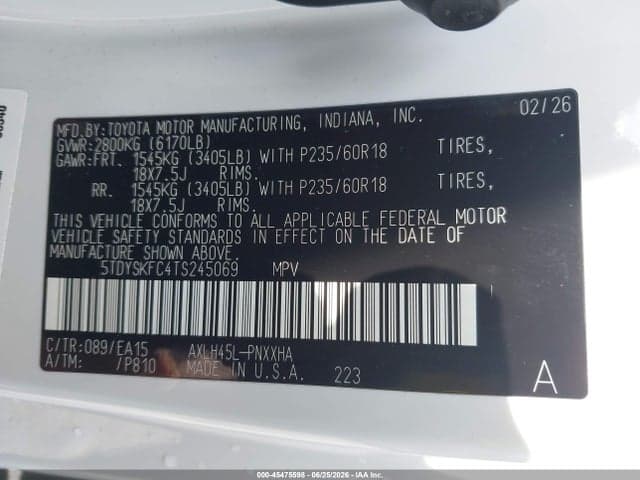 2026 TOYOTA SIENNA XLE 9