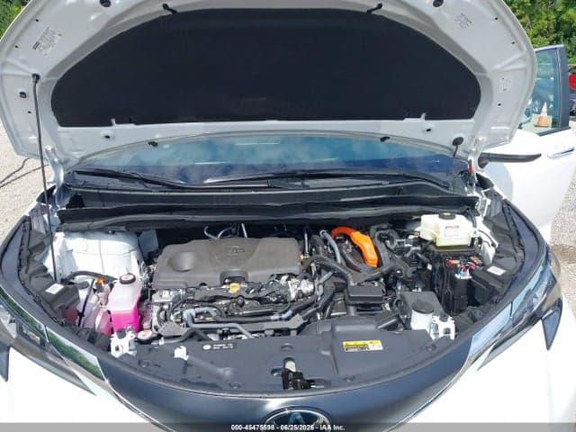 2026 TOYOTA SIENNA XLE 10