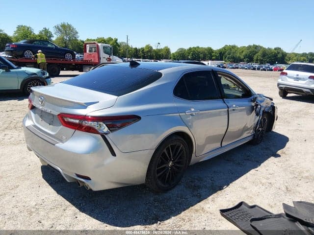 2021 TOYOTA CAMRY XSE 4