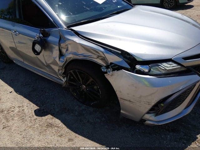 2021 TOYOTA CAMRY XSE 6