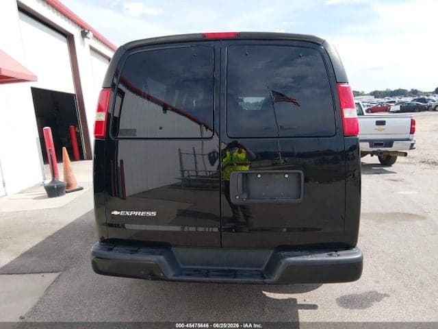 2019 CHEVROLET EXPRESS 3500 LS 17