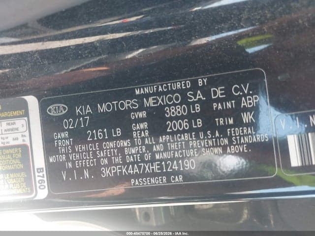2017 KIA FORTE LX 9