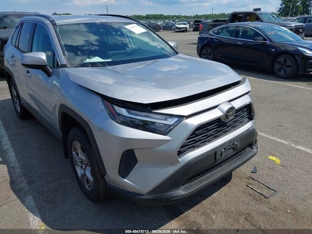 2022 TOYOTA RAV4 XLE 6