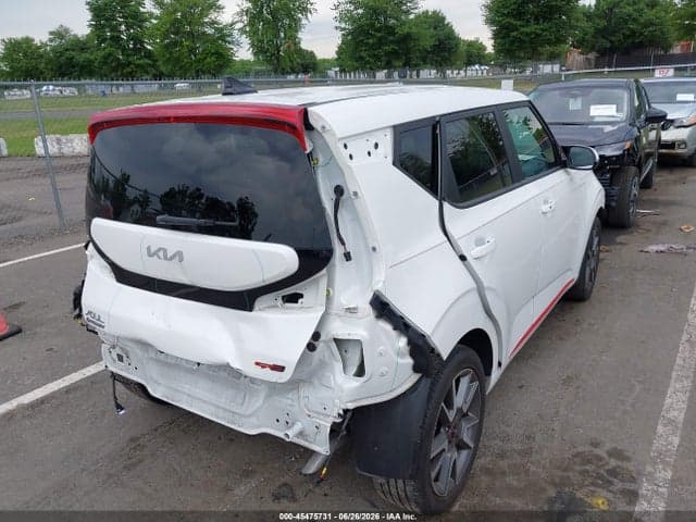2022 KIA SOUL GT-LINE 4