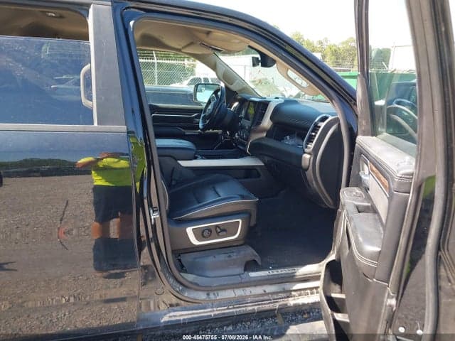 2020 RAM 1500 LARAMIE 4X4 6'4 BOX 5