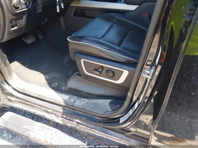 2020 RAM 1500 LARAMIE 4X4 6'4 BOX 6
