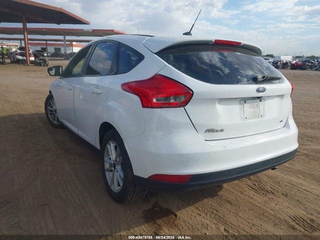 2017 FORD FOCUS SE 3