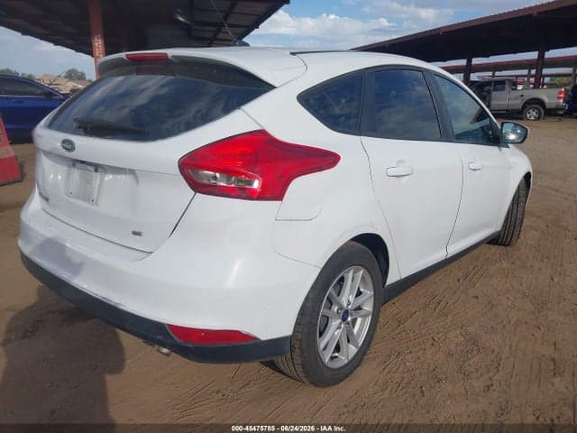 2017 FORD FOCUS SE 4