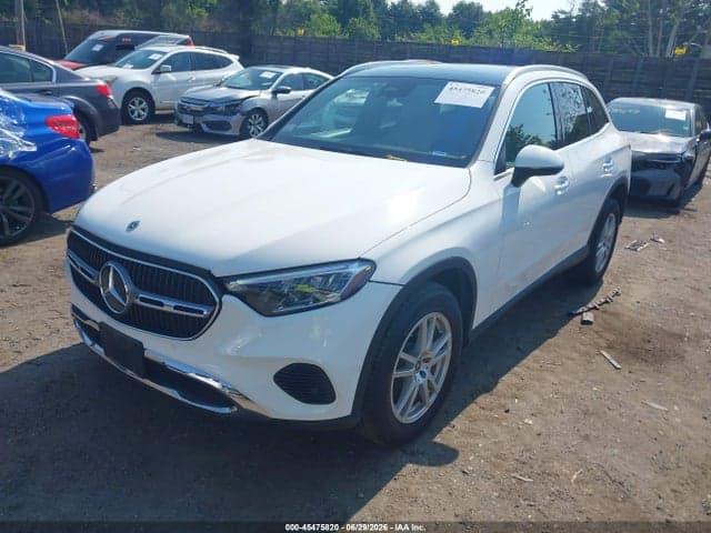 2023 MERCEDES-BENZ GLC 300 4MATIC SUV 2