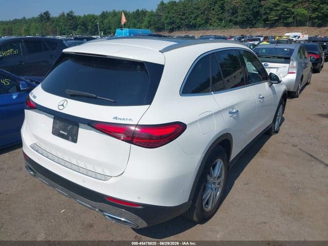 2023 MERCEDES-BENZ GLC 300 4MATIC SUV 4