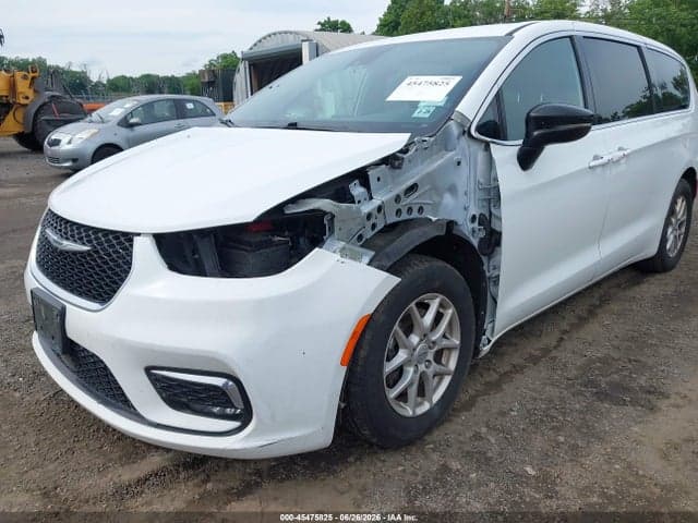 2024 CHRYSLER PACIFICA TOURING 6