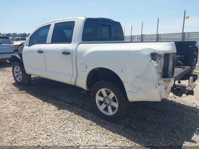 2017 NISSAN TITAN S 3