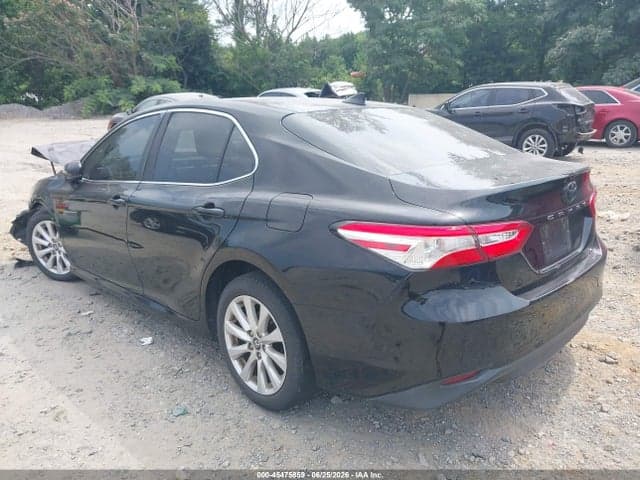 2019 TOYOTA CAMRY LE 3