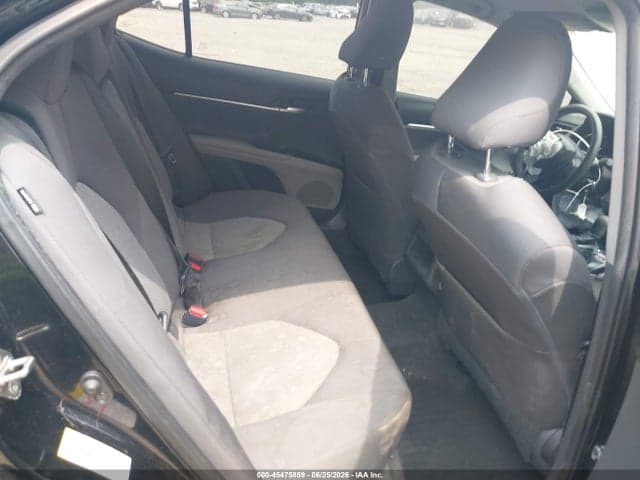 2019 TOYOTA CAMRY LE 8