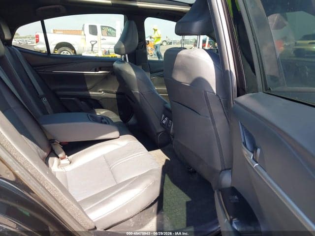 2025 TOYOTA CAMRY XSE 8