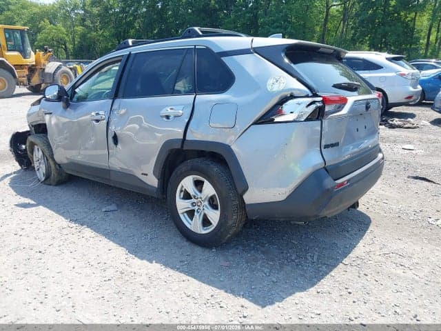 2020 TOYOTA RAV4 HYBRID XLE 3