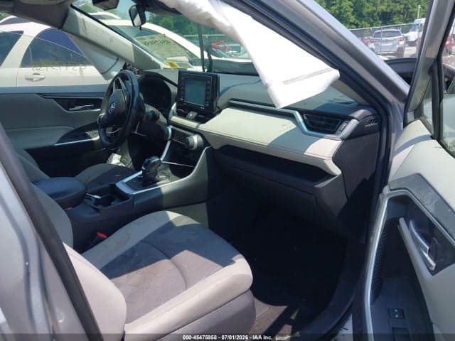 2020 TOYOTA RAV4 HYBRID XLE 5