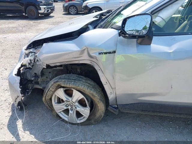 2020 TOYOTA RAV4 HYBRID XLE 6