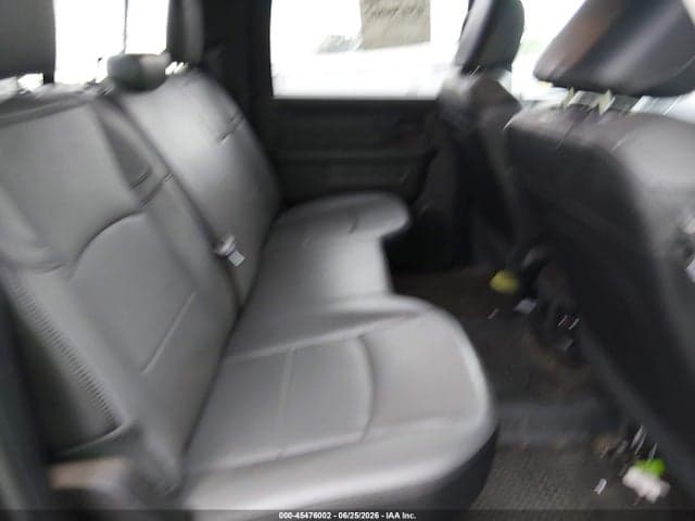 2025 RAM 2500 TRADESMAN 4X4 8' BOX 8