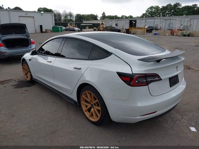 2021 TESLA MODEL 3 STANDARD RANGE PLUS REAR-WHEEL DRIVE 3