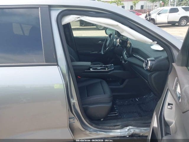 2026 CHEVROLET EQUINOX FWD LT 5