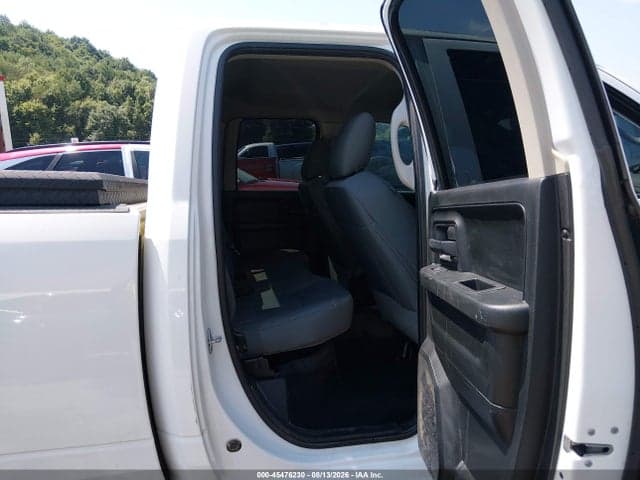 2018 RAM 1500 EXPRESS 4X2 6'4 BOX 8